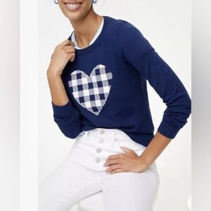 Navy Sweater with Checkered Heart Design💙